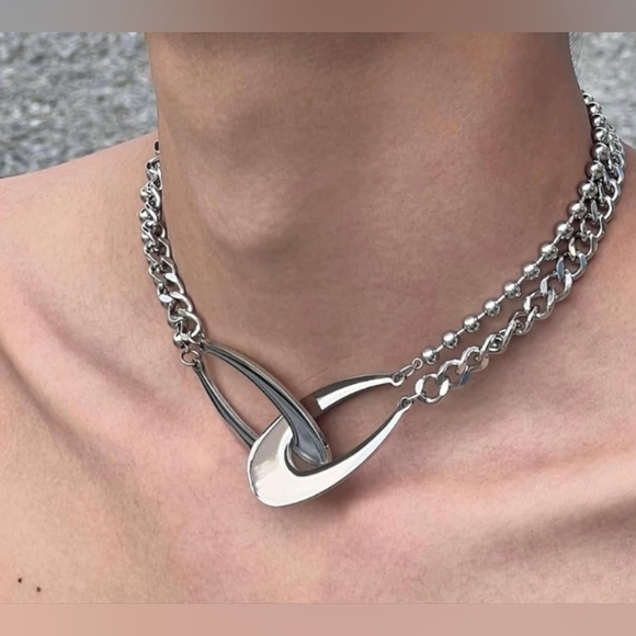 Silver Link Chain Choker Necklace Y2K Minimalist Abstract - Picture 2 of 4